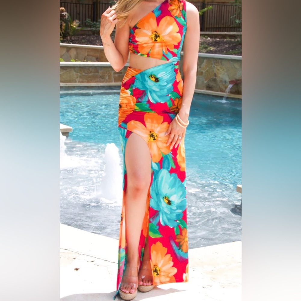 Cameo One-Shoulder Floral Swim Coverup in Red and Blue